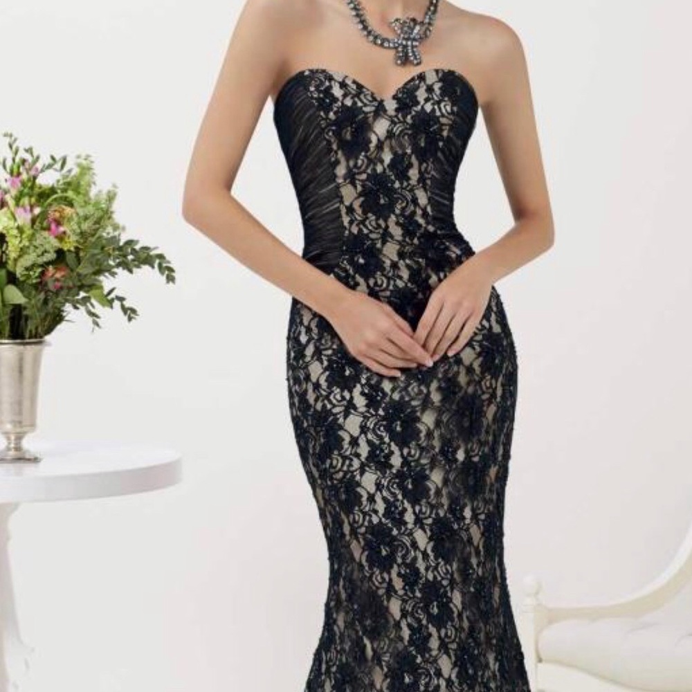 Black Lace Evening Gown NWOT... Prom